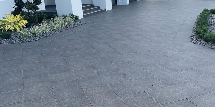 Do Porcelain Pavers Work Well In The Winter?